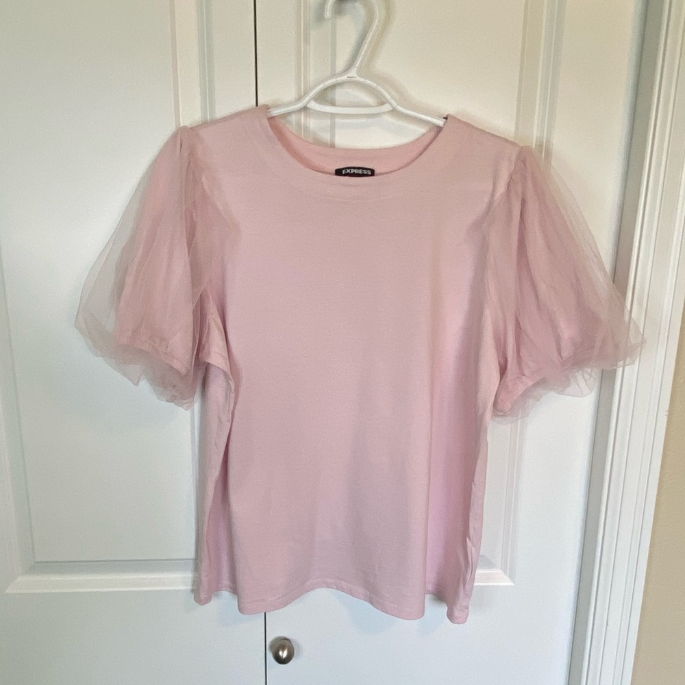 EUC Express tulle sleeve top in light pink, size L